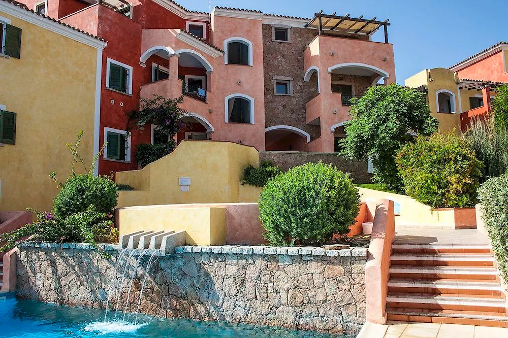 Отель La Reggia Di Nausicaa Club Res Санта-Тереза-Галлура